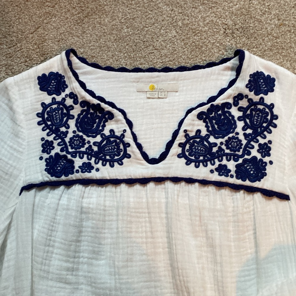 Boden Size 8 white gauze peasant top blue embroidery EUC - Picture 5 of 6